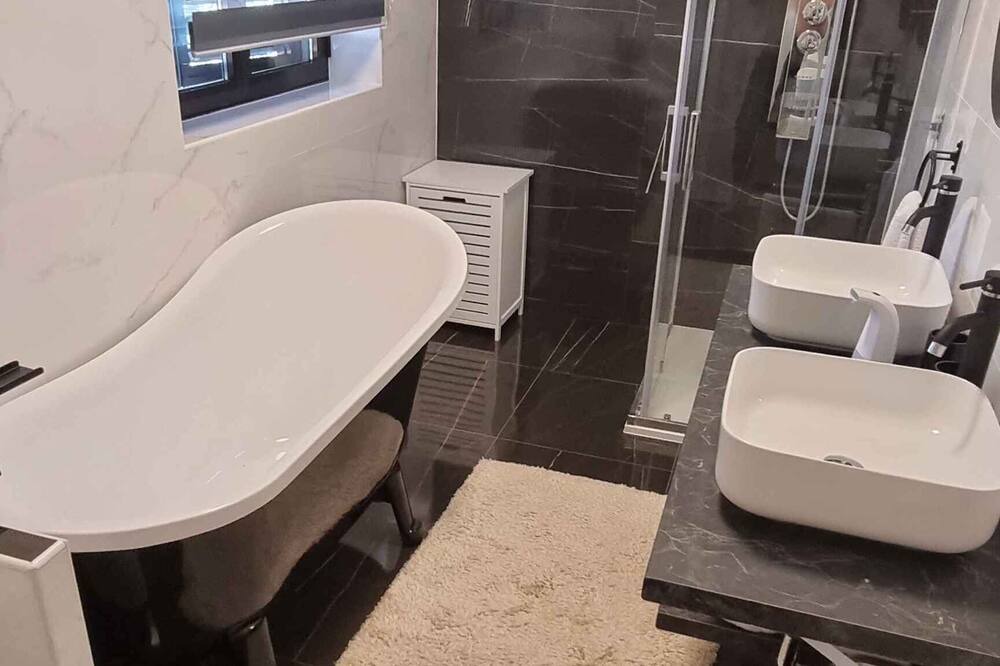 Photo of Bathroom in Seget
