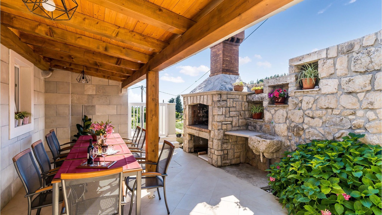 Photo of Outdoor in Popovici