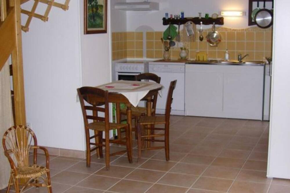 Photo of Kitchen in Annoville