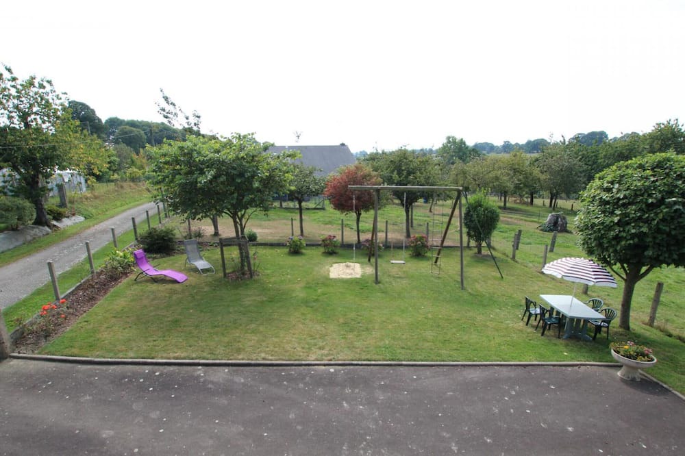 Photo of Others in Isigny-le-Buat