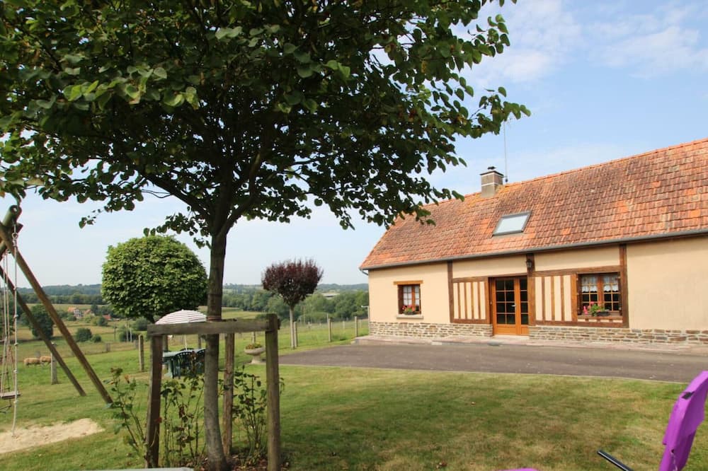 Photo of Outdoor in Isigny-le-Buat