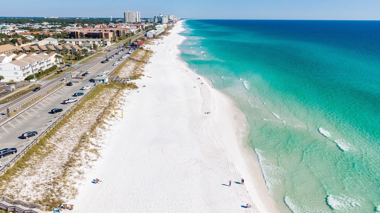 Photo of Outdoor in Avalon Beach Estates