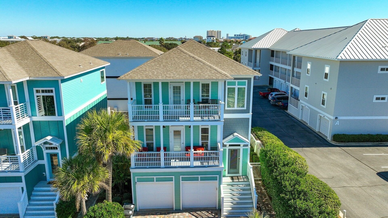 Photo of Outdoor in Avalon Beach Estates