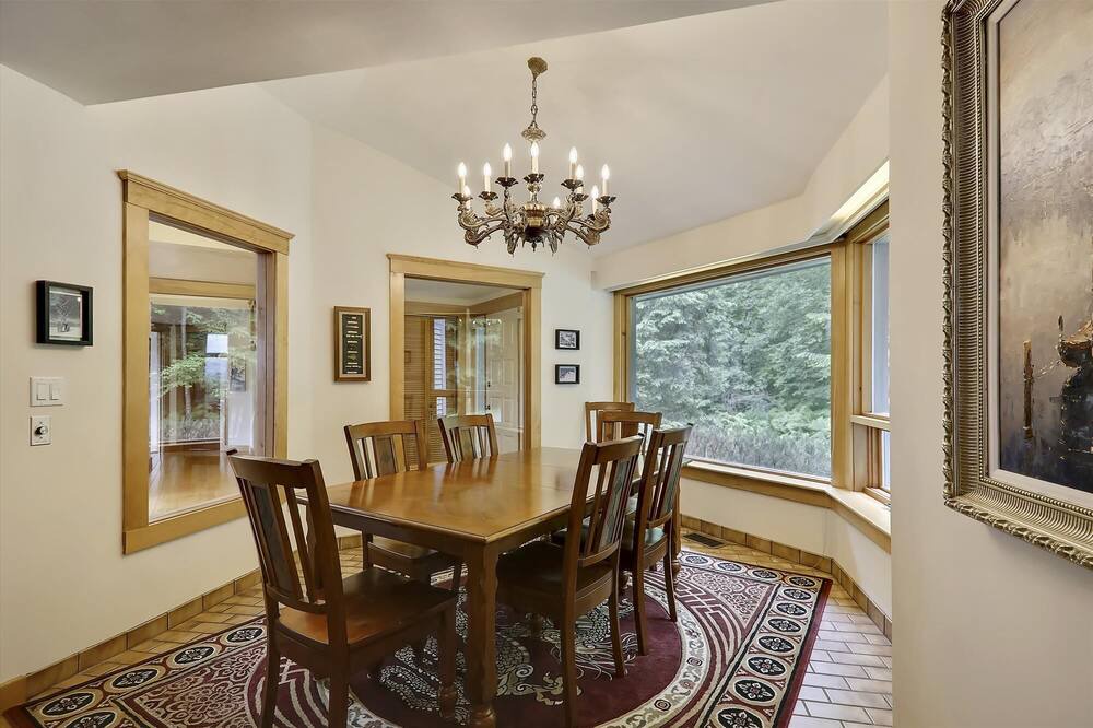 Photo of Others in Stowe Hollow