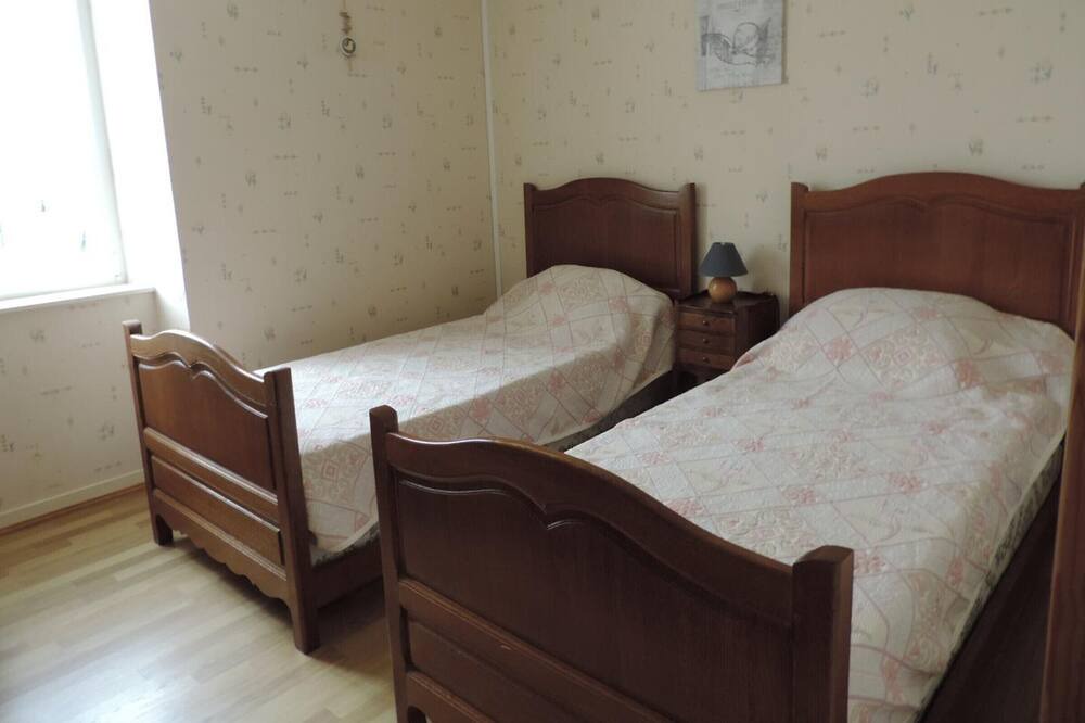 Photo of Bedroom in Braffais