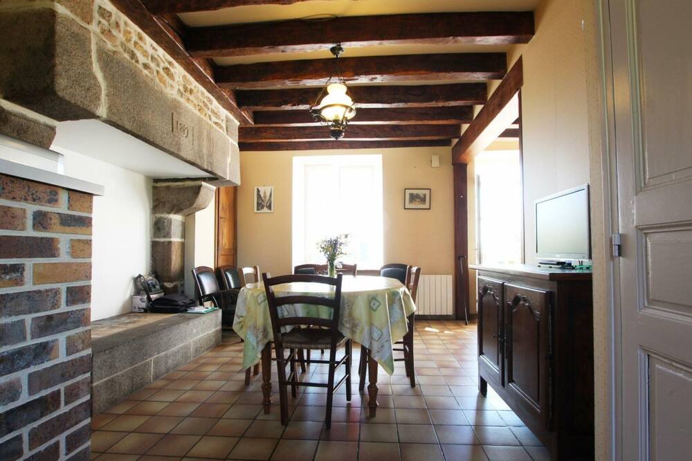 Photo of Livingroom in Braffais