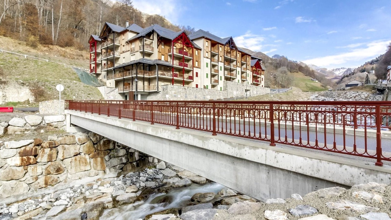 Photo of Outdoor in Sers