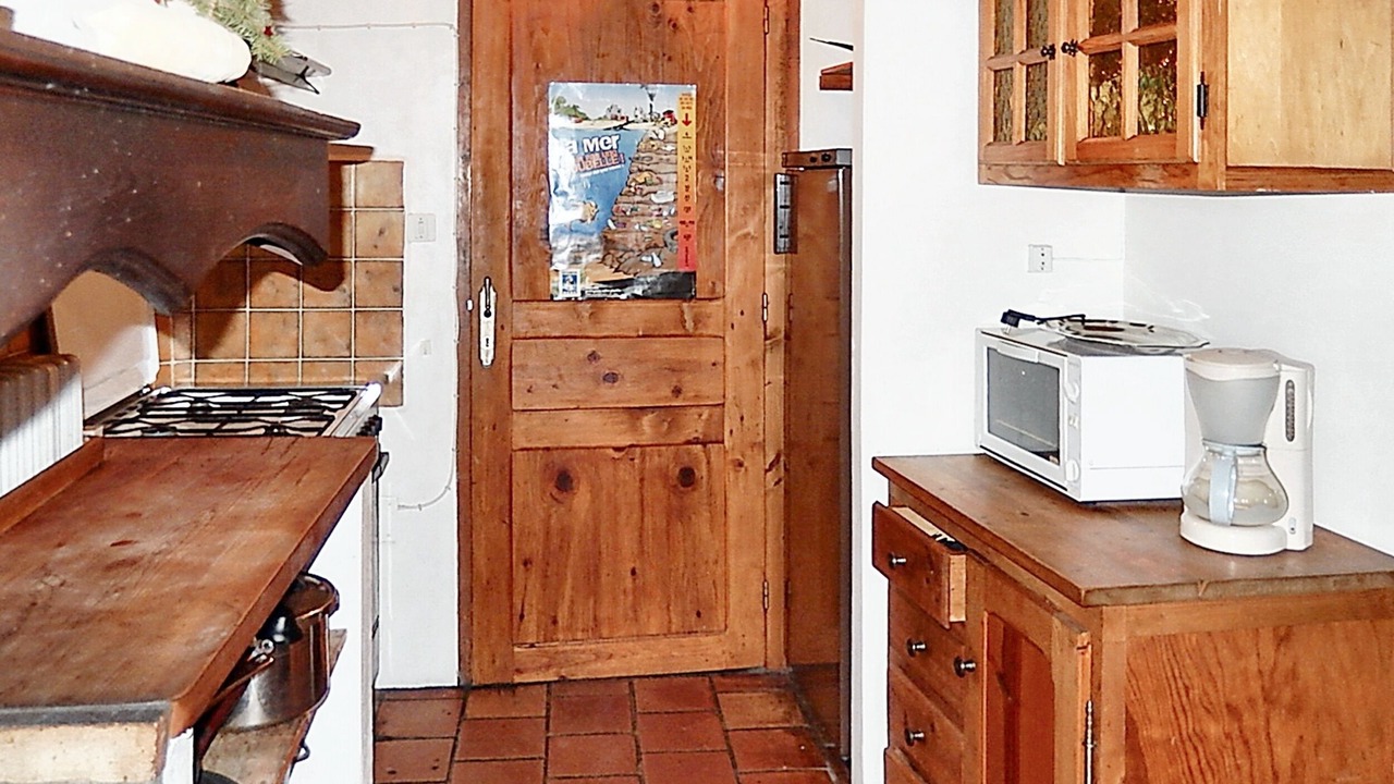 Photo of Kitchen in Thorame-Basse