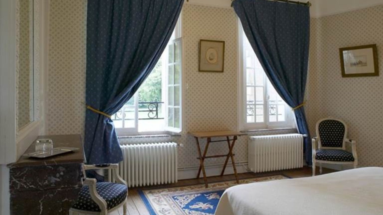 Photo of Bedroom in Behen