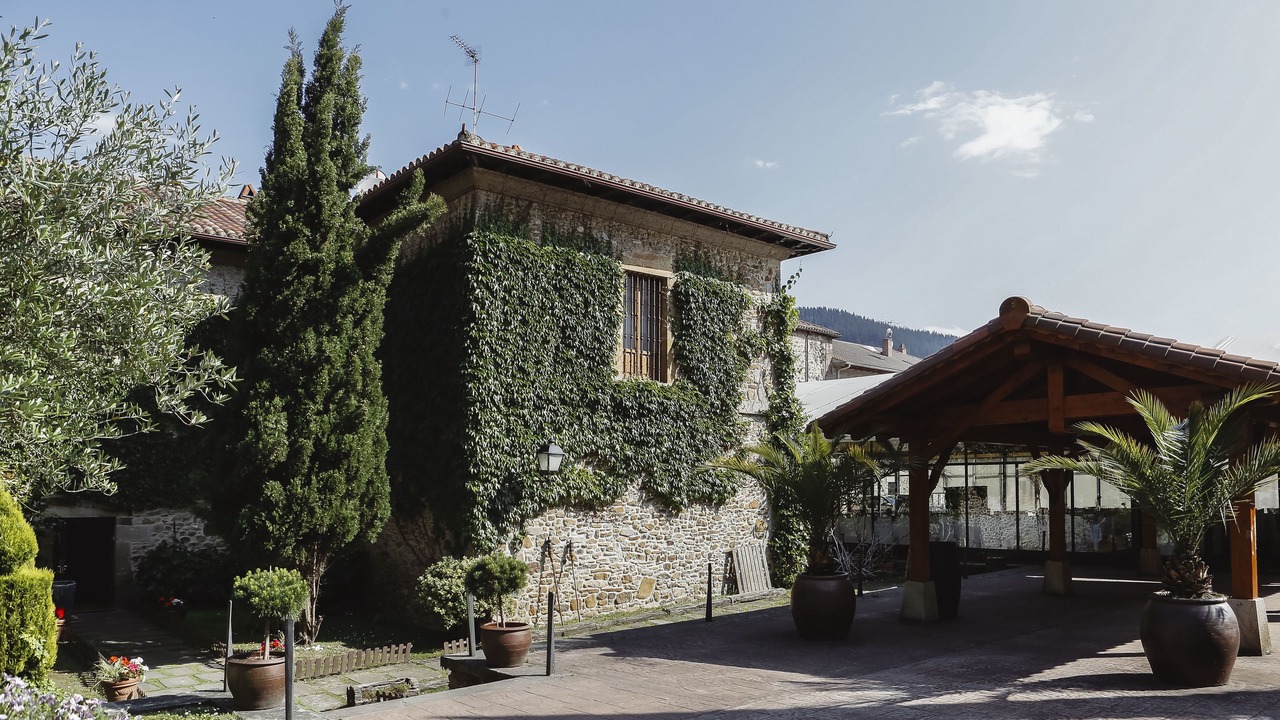 Photo of Buildings in Balmaseda