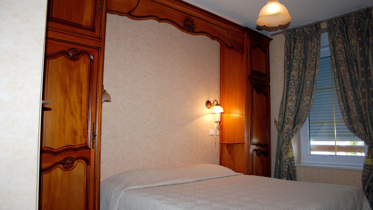 Photo of Bedroom in Pontorson
