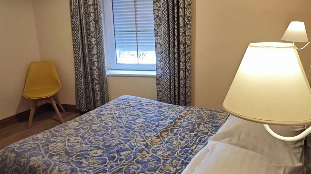 Photo of Bedroom in Pontorson