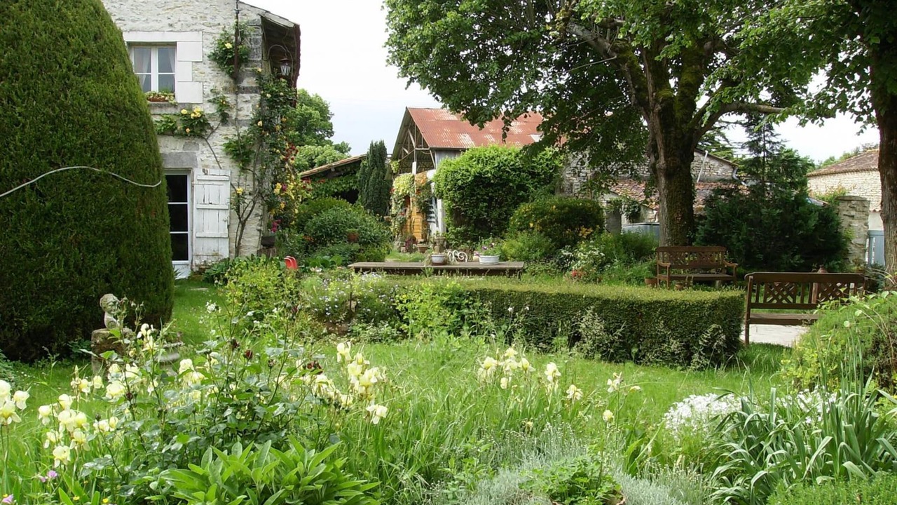 Photo of Outdoor in Saint-Hilaire-de-Villefranche