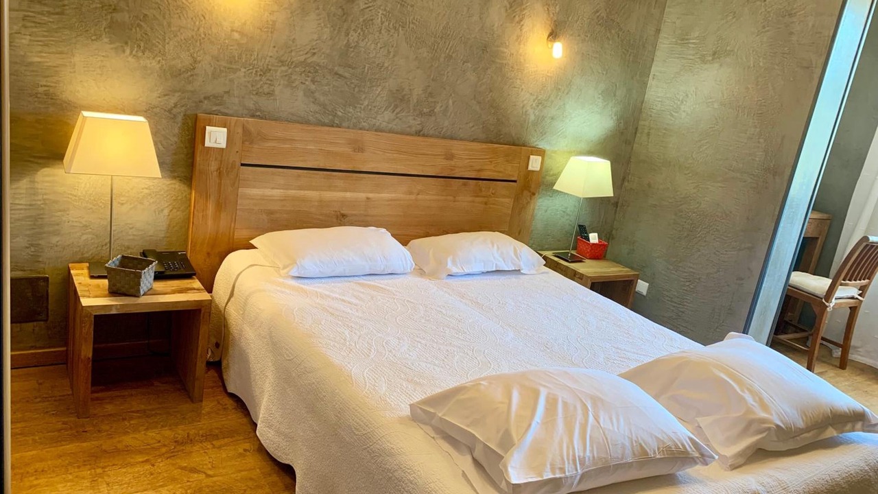 Photo of Others in Monticello