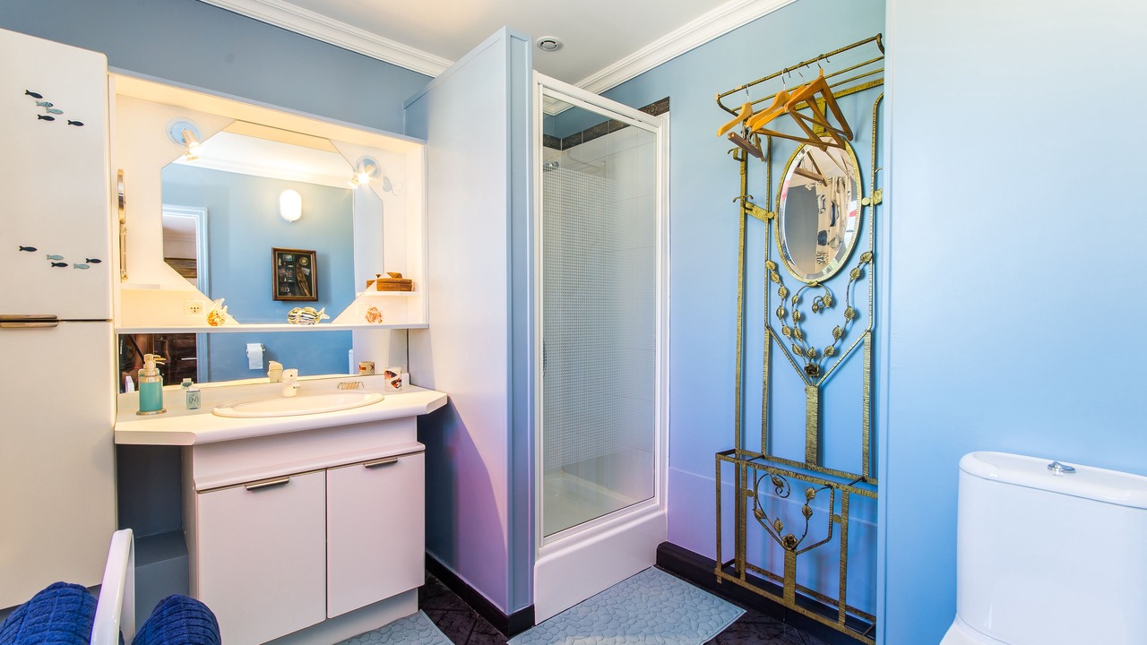 Photo of Bathroom in Bretteville-l'Orgueilleuse