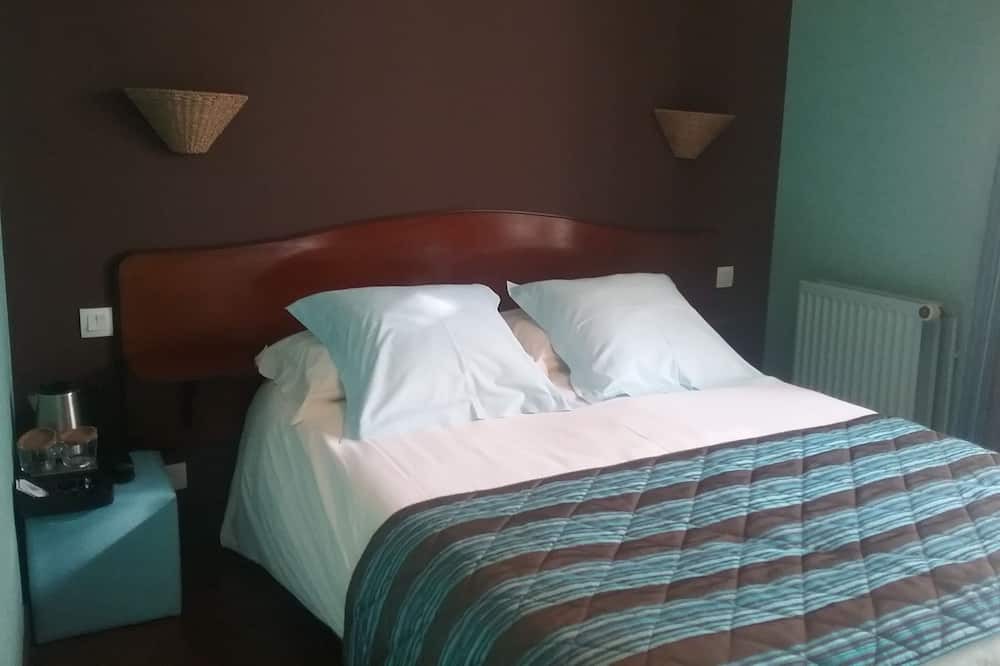 Photo of Bedroom in Saint-Martin-le-Beau