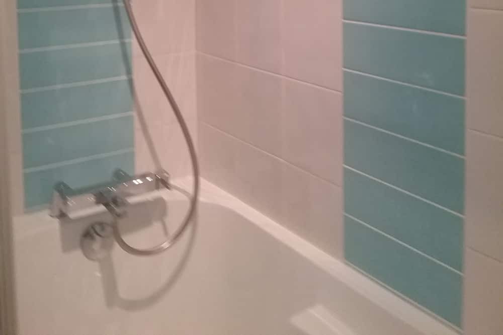 Photo of Bathroom in Saint-Martin-le-Beau