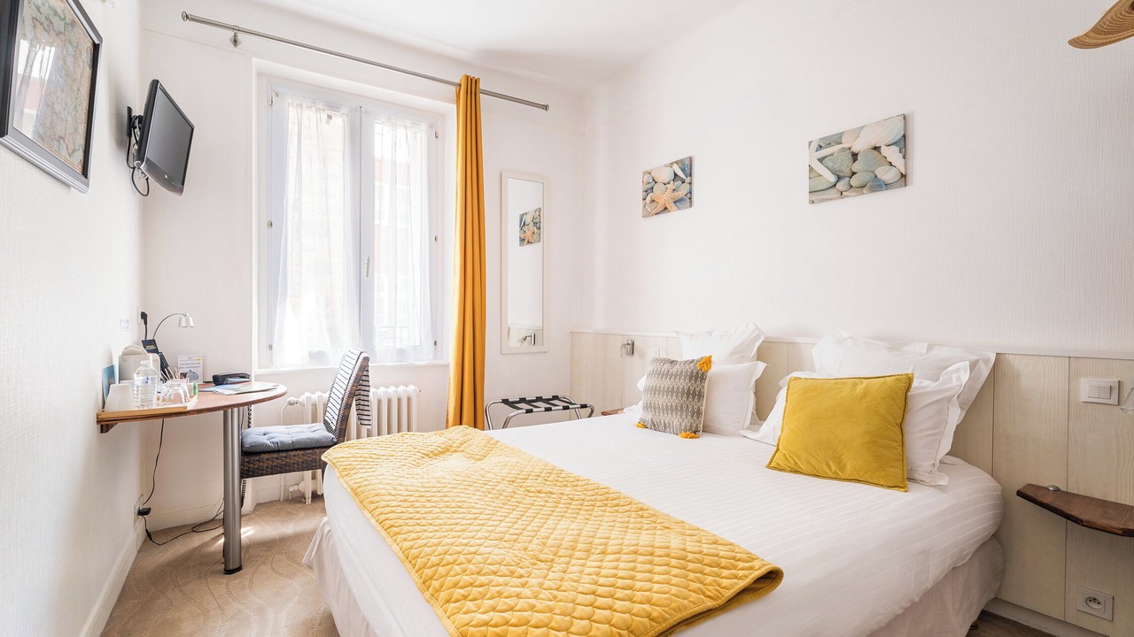 Photo of Bedroom in Intra Muros