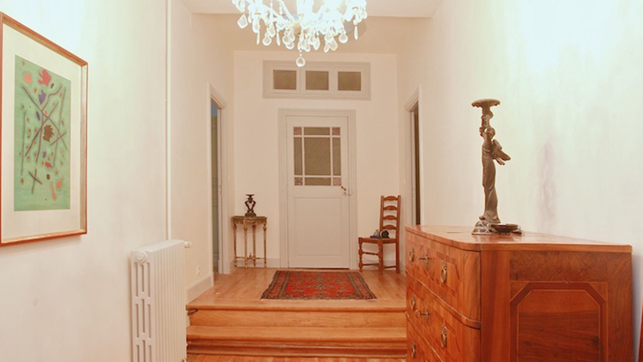 Photo of Others in Bram