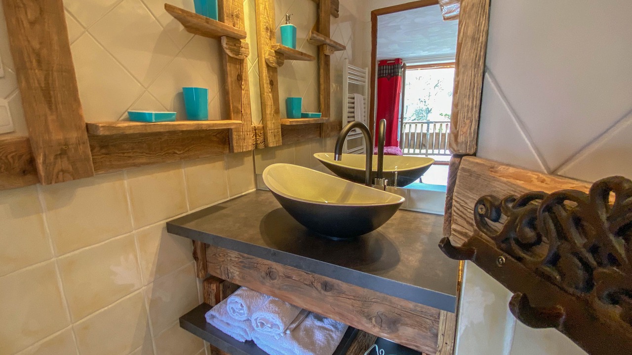 Photo of Bathroom in Baratier