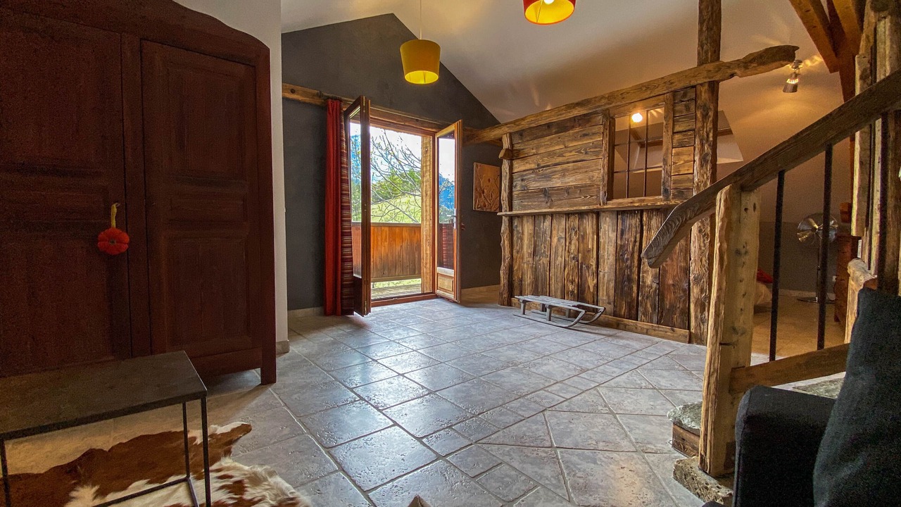 Photo of Others in Baratier