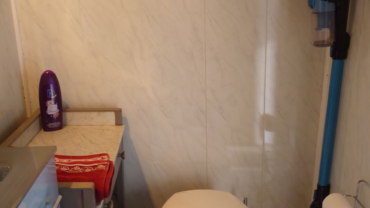 Photo of Bathroom in Sainte-Catherine-de-Fierbois