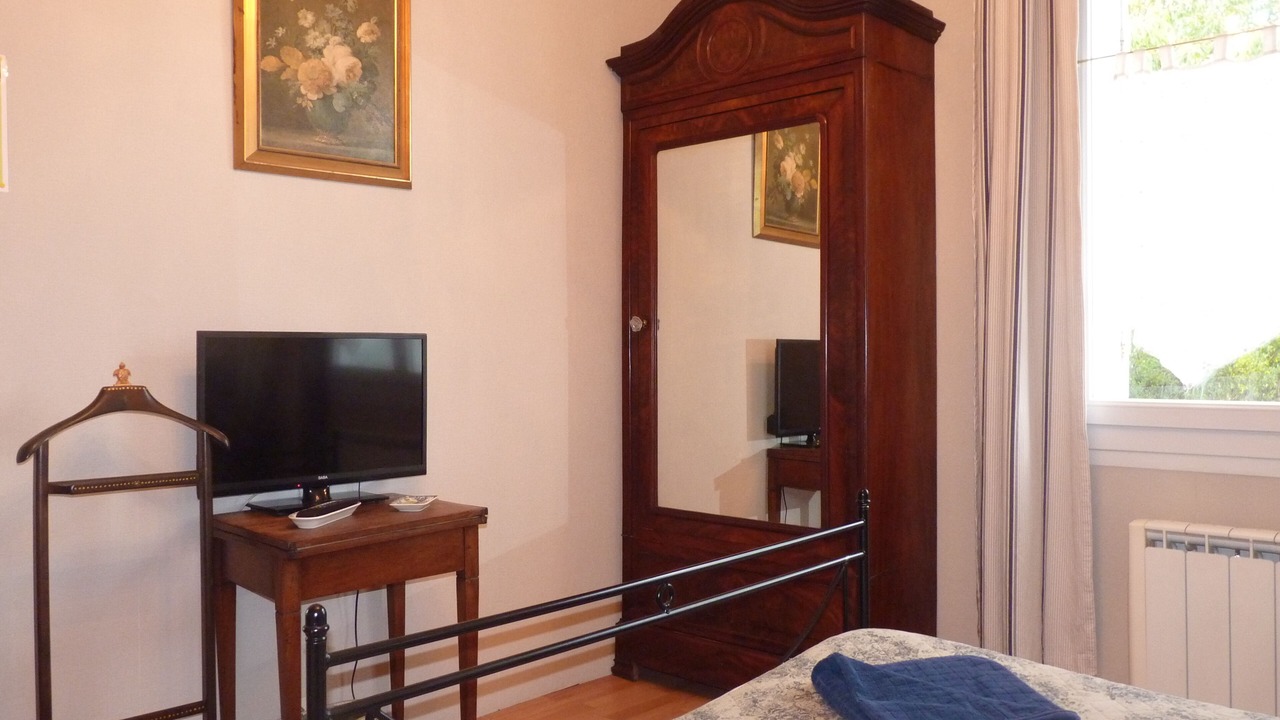 Photo of Bedroom in Sainte-Catherine-de-Fierbois