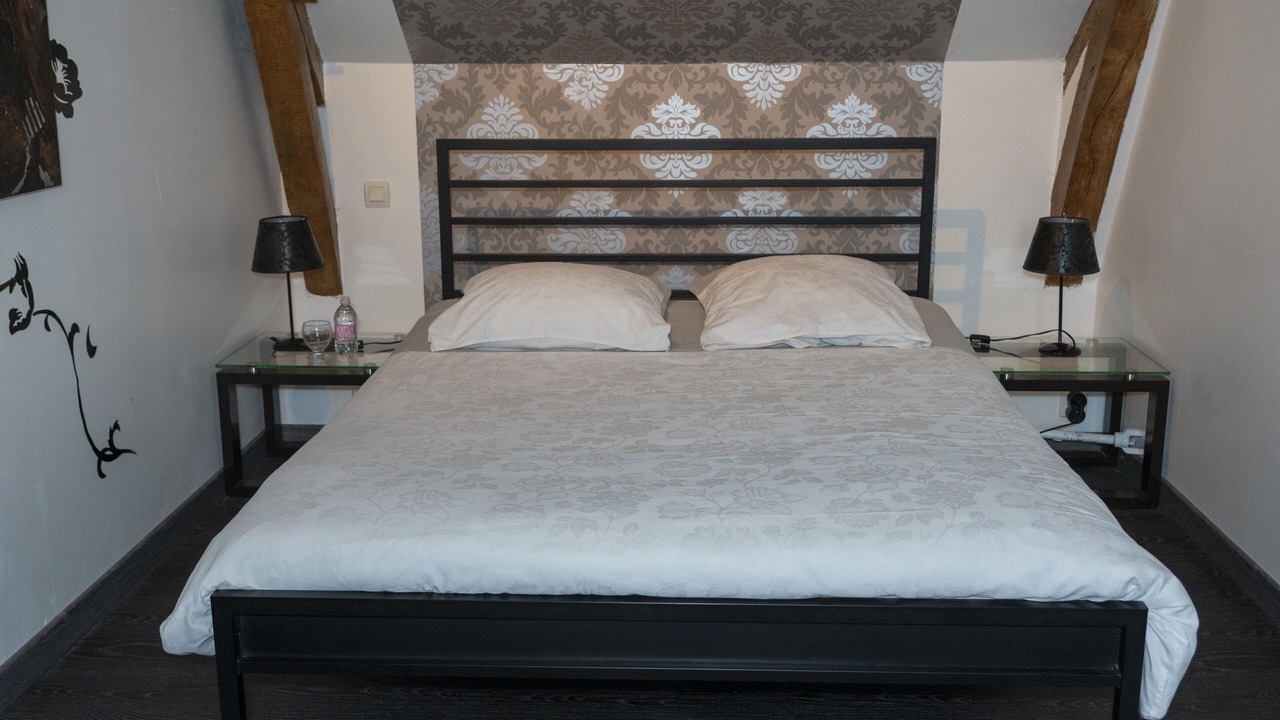 Photo of Others in Les Iffs