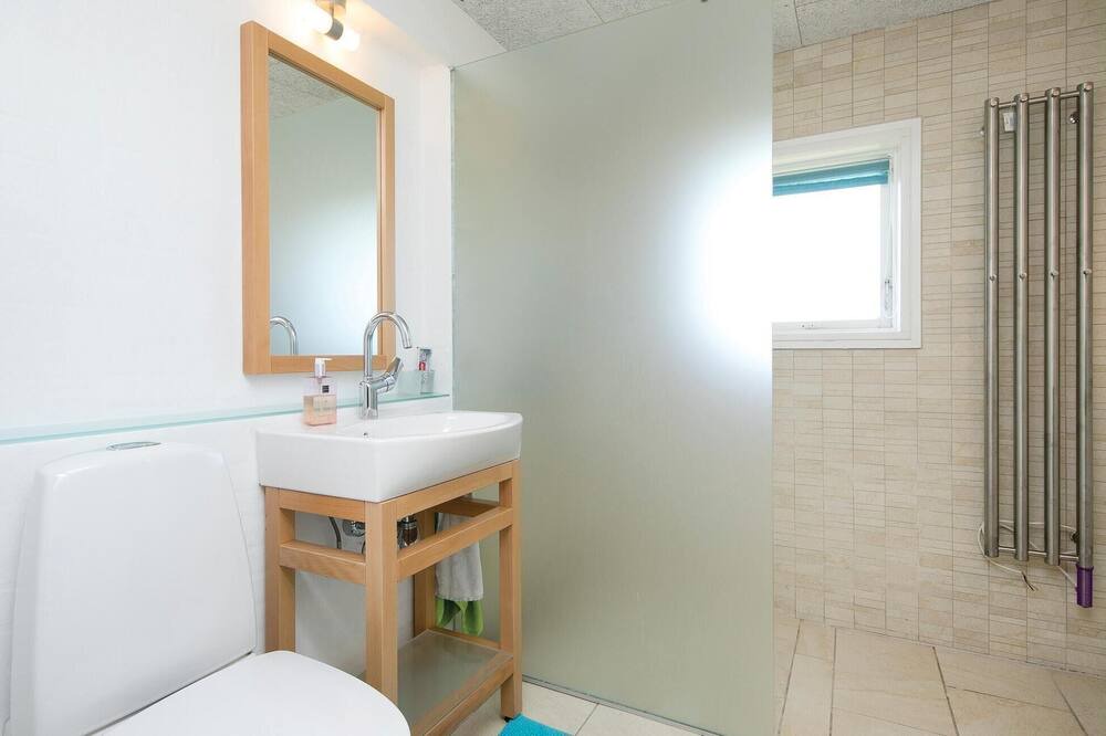Photo of Bathroom in Pandrup