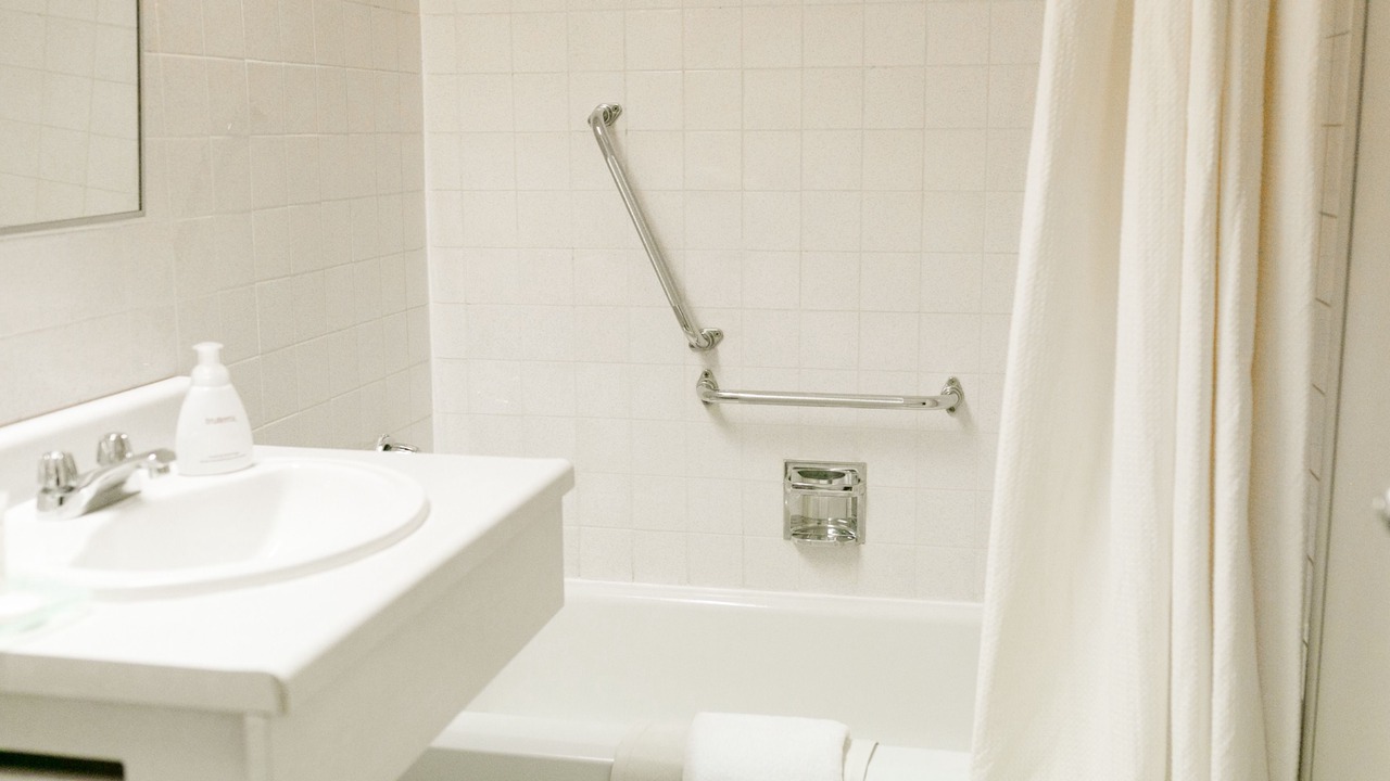 Photo of Bathroom in Flin Flon