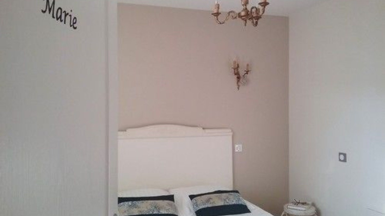 Photo of Bedroom in Ermenonville-la-Petite