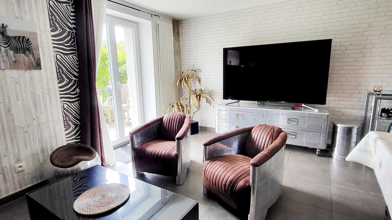 Photo of Others in Cherisey