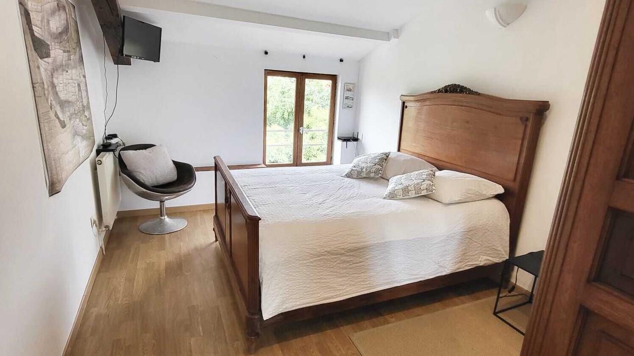 Photo of Others in Cherisey