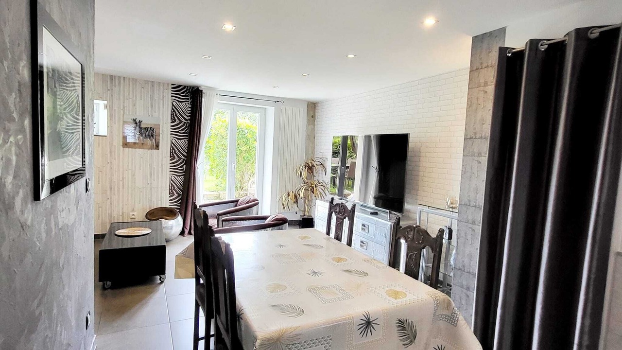 Photo of Others in Cherisey