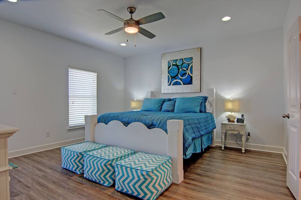 Photo of Bedroom in Port Aransas