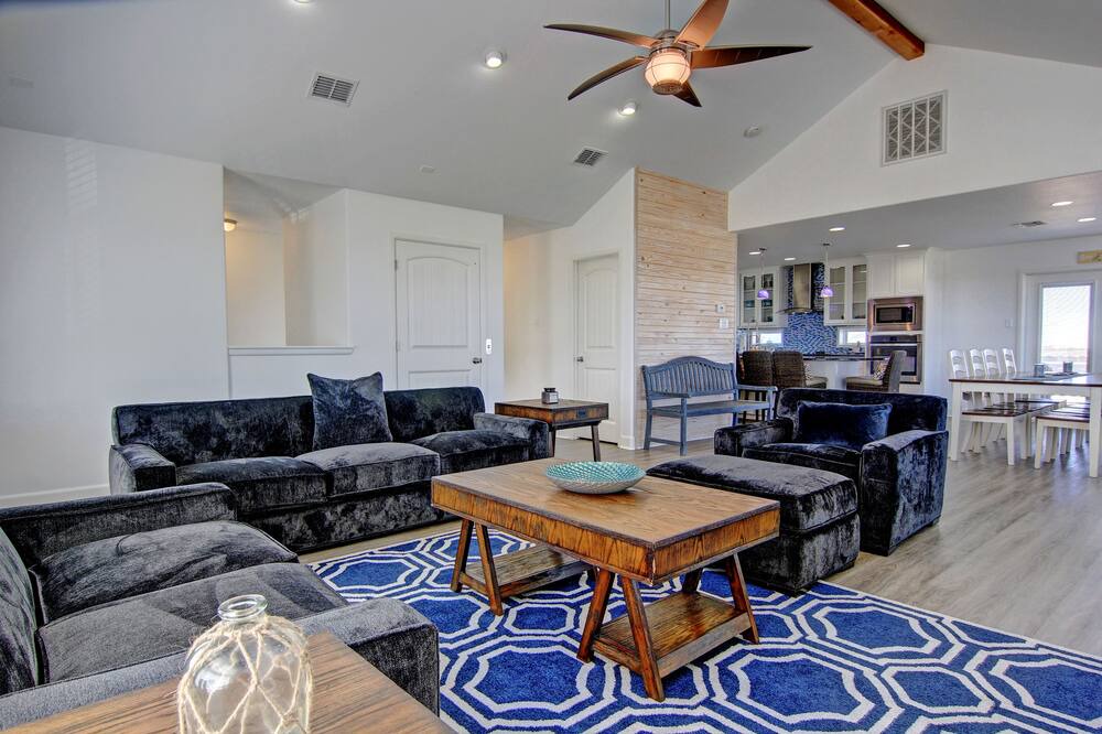 Photo of Livingroom in Port Aransas