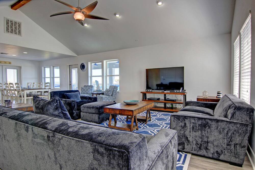Photo of Livingroom in Port Aransas
