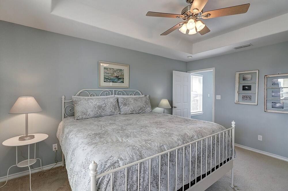 Photo of Bedroom in Bella Vista