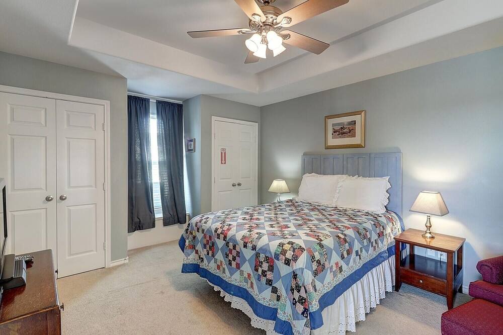 Photo of Bedroom in Bella Vista