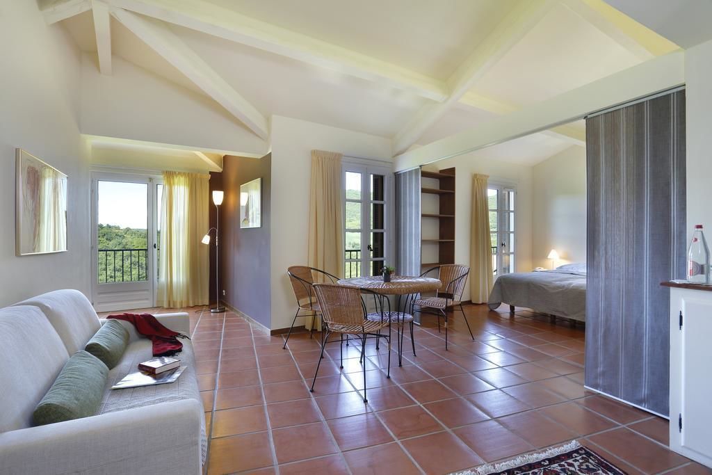 Photo of Others in Octon