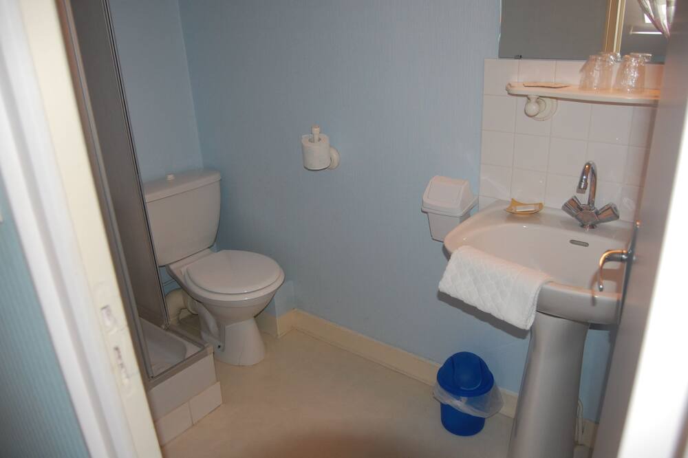 Photo of Bathroom in Vignoux-sur-Barangeon