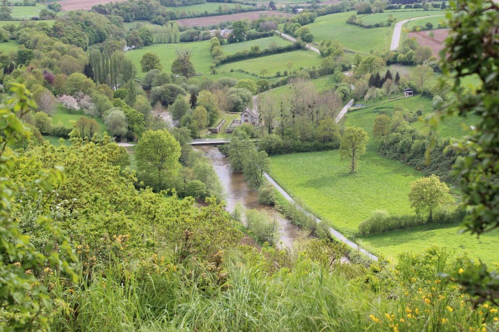 Photo of Outdoor in Beslon