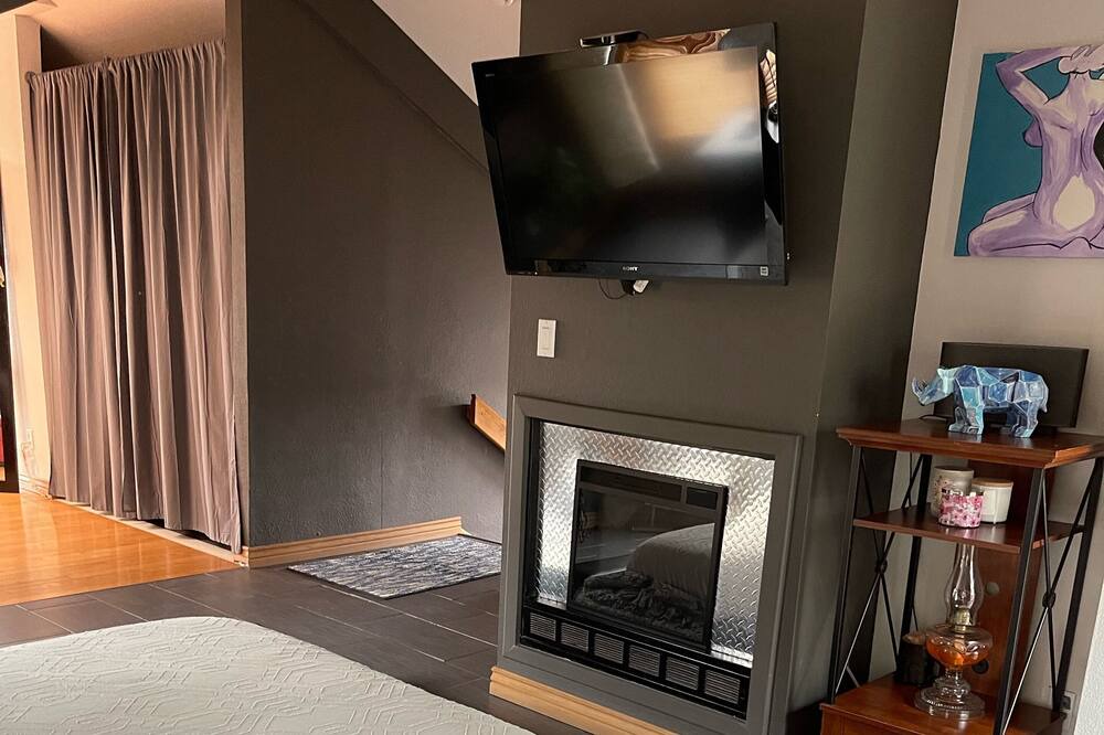 Photo of Bedroom in Morrison