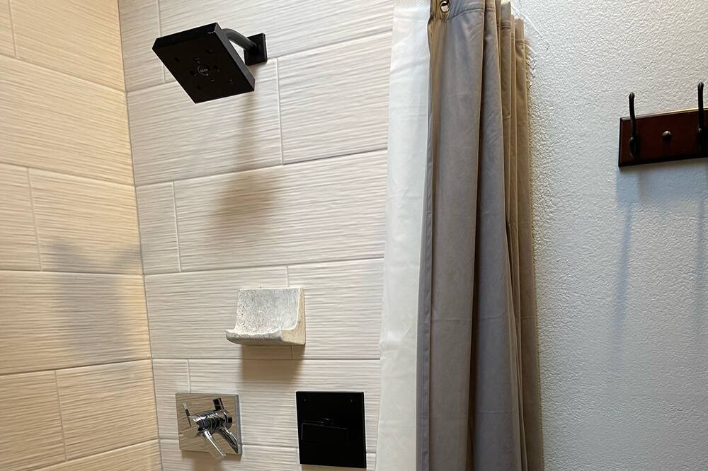 Photo of Bathroom in Morrison