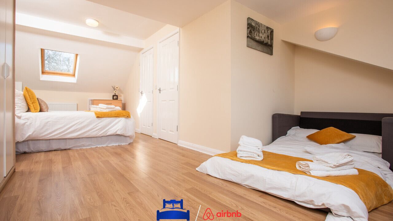 Photo of Others in Cowley