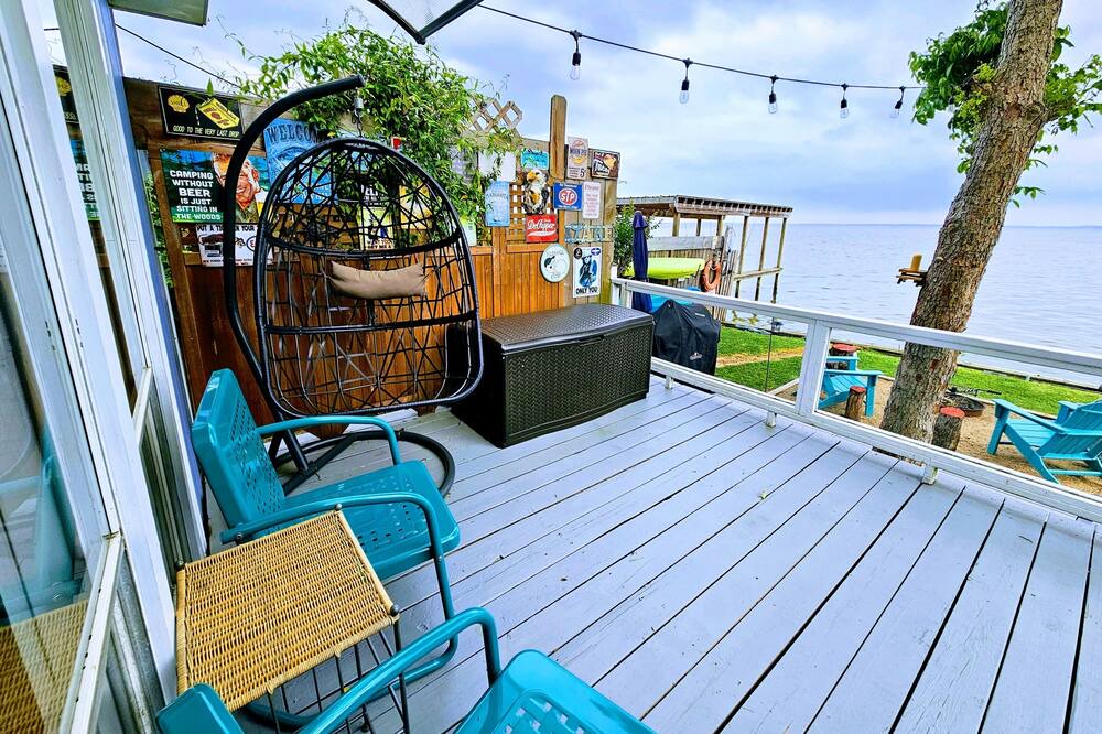 Photo of Outdoor in Pointblank