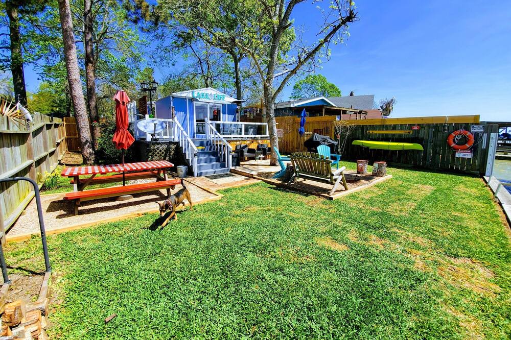 Photo of Outdoor in Pointblank