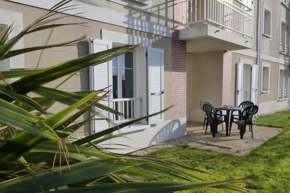 Photo of Patio Balcony in Saint-Gilles-Croix-de-Vie