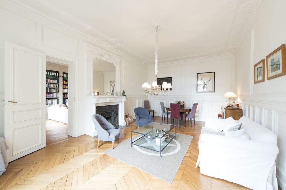 Photo of Others in Porte-Dauphine
