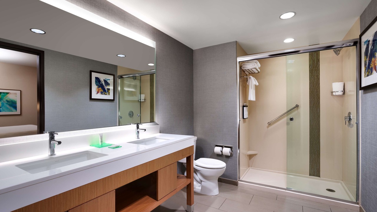 Photo of Bathroom in Central Business District